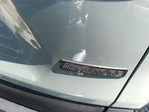 Toyota RAV4 2020 Green