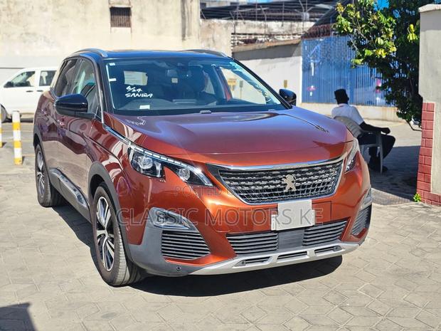 Peugeot 3008 2019 Orange