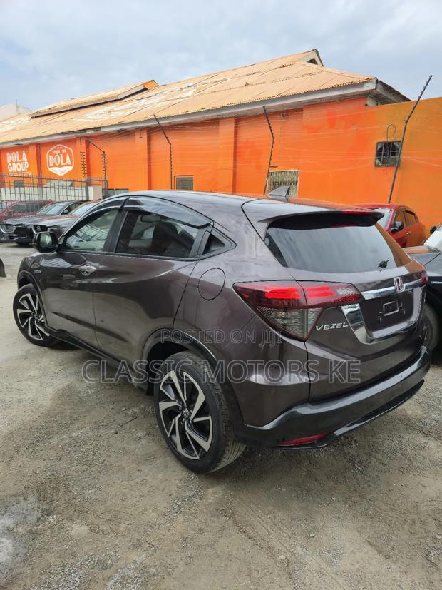 Honda Vezel 1.5 Hybrid 2WD 2019 Gray