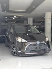 Toyota Sienta 2018 Brown for sale