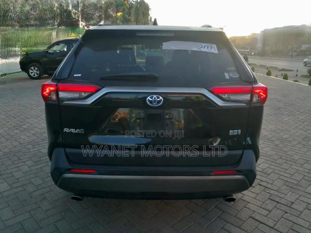 Toyota RAV4 Hybrid 2020 Black