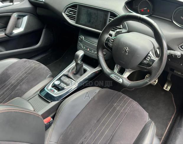 Peugeot 308 2018 Black