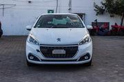 Peugeot 208 2018 White for sale