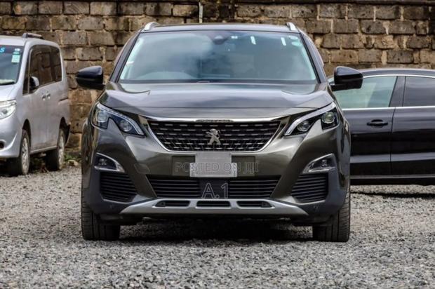Peugeot 3008 2019 Green