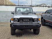 Toyota Land Cruiser 4.5 V8 TD 2019 Silver for sale