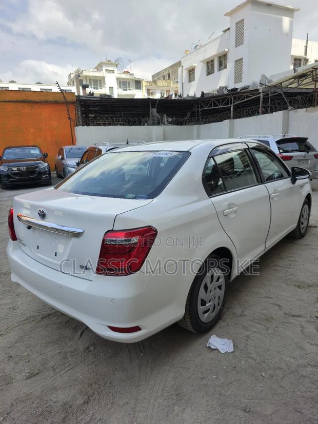 Toyota Axio 1.5 Hybrid G 2WD 2019 White