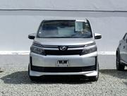 Toyota Voxy 2018 Silver for sale