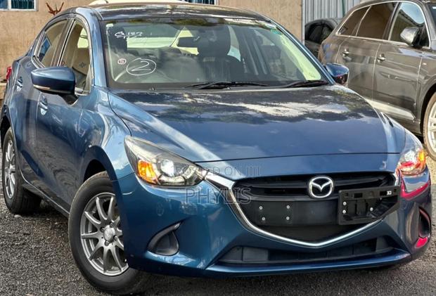 Mazda Demio 2019 Blue