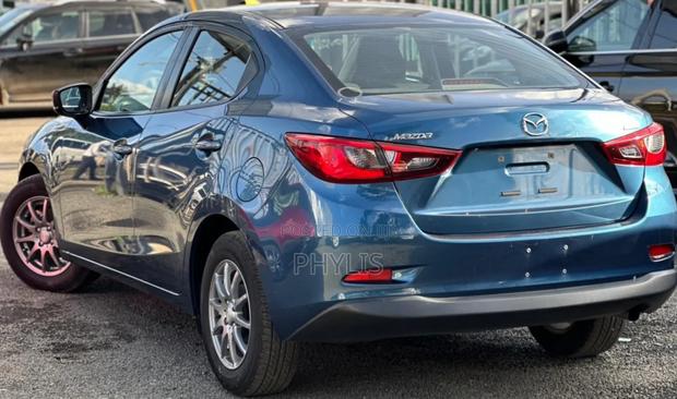 Mazda Demio 2019 Blue