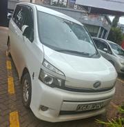 Toyota Voxy 2012 Pearl for sale