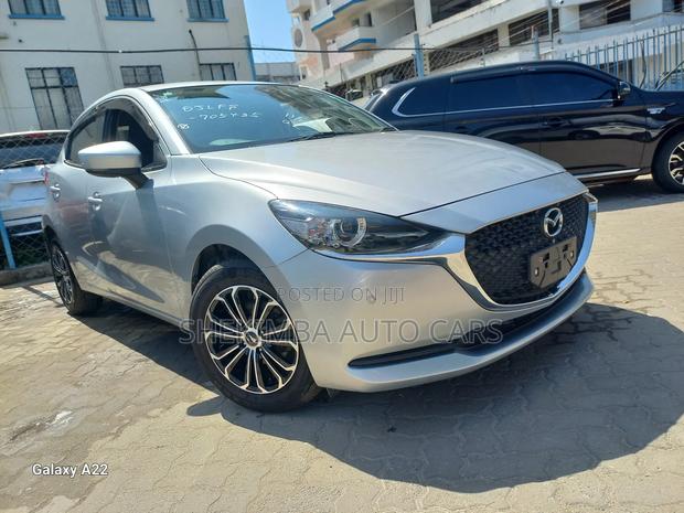 Mazda 2 2020 Silver