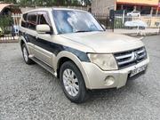Mitsubishi Pajero 2006 Gold for sale