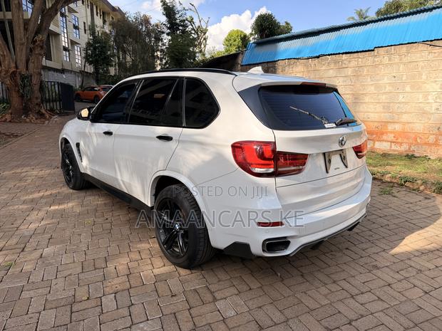 BMW X5 xDrive35d AWD (3.0L 6cyl 8A) 2017 White