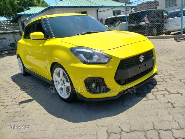 Suzuki Swift Sport 2019 Yellow