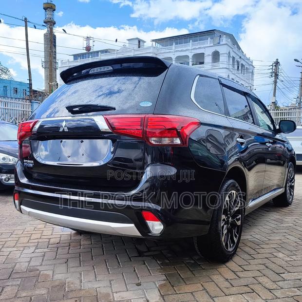 Mitsubishi Outlander 2019 Black