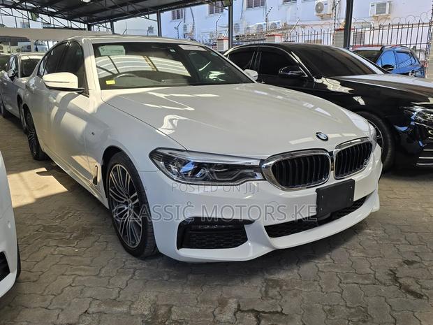 BMW 523i 2019 White