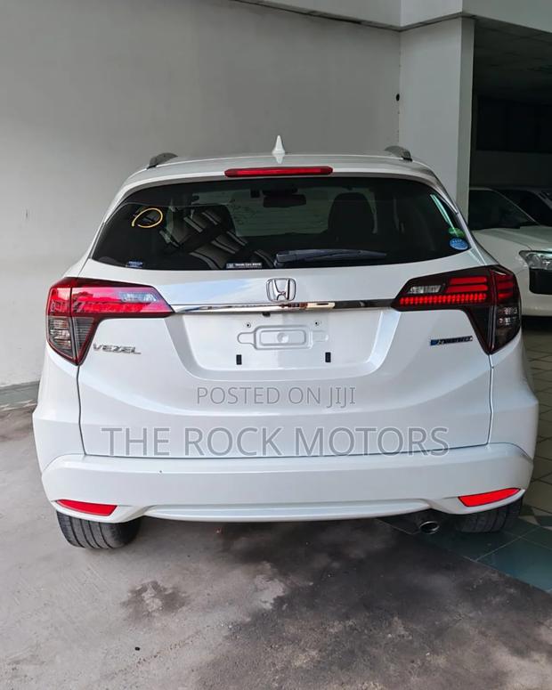Honda Vezel 2020 White