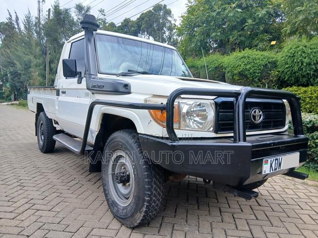 Toyota Land Cruiser 79 Series 2008 White