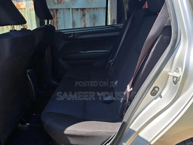 Toyota Corolla Fielder 2018 Silver