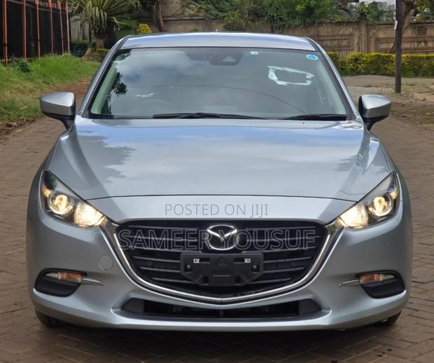 Mazda Axela 2018 Silver