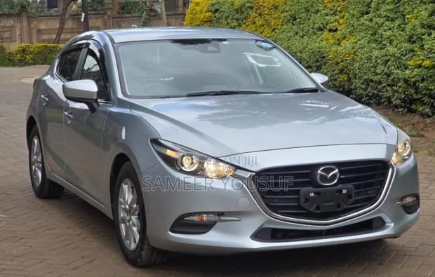 Mazda Axela 2018 Silver