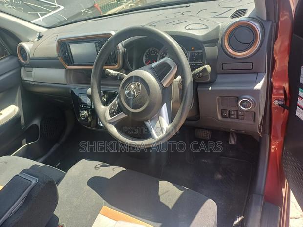 Toyota Passo 2019 Maroon