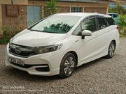 Honda Fit Shuttle 1.5 Hybrid 2WD 2018 White for sale