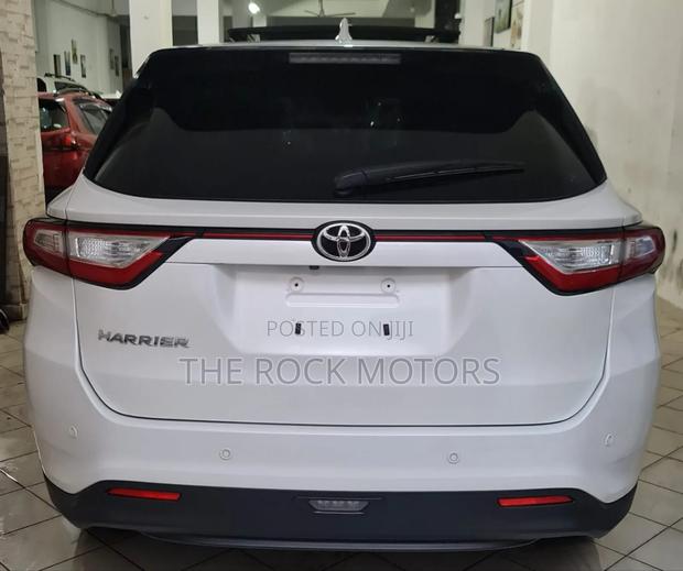 Toyota Harrier 2019 White