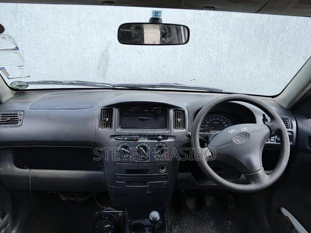 Toyota Probox 2006 White