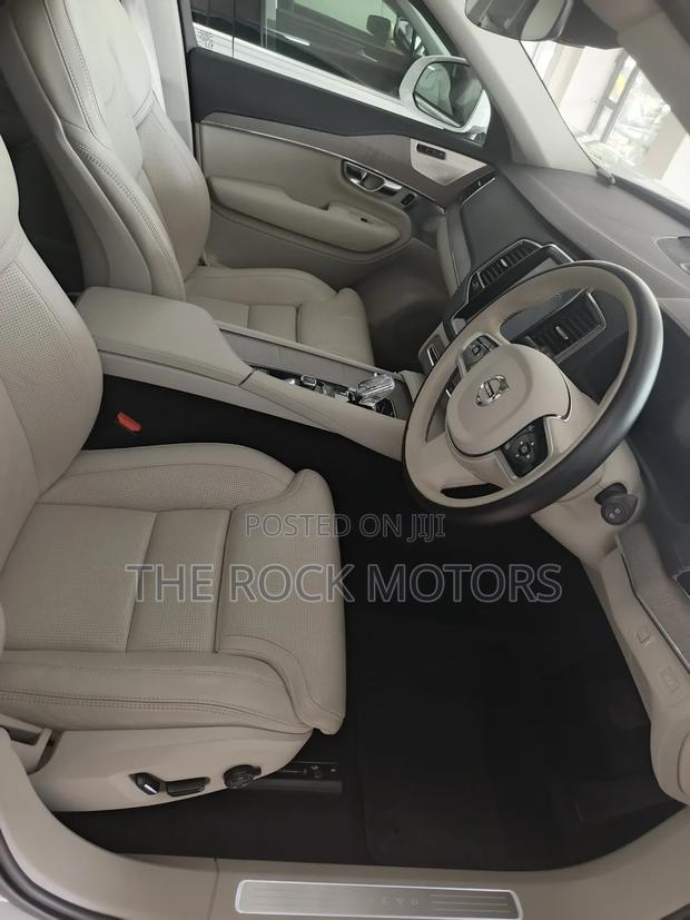 Volvo XC90 2019 White