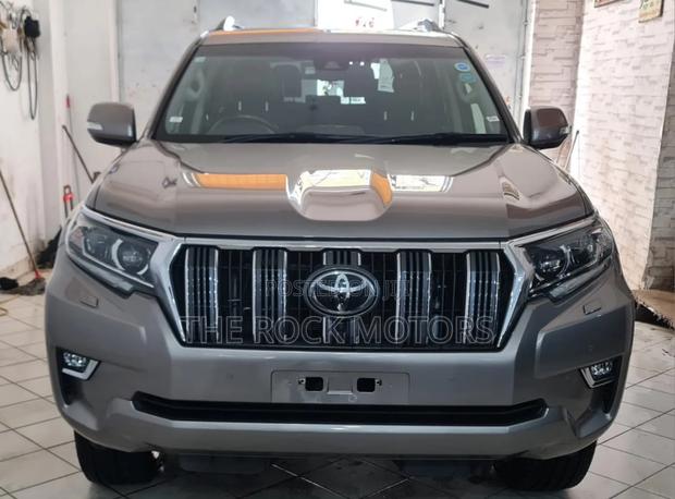 Toyota Land Cruiser Prado 2019 Brown