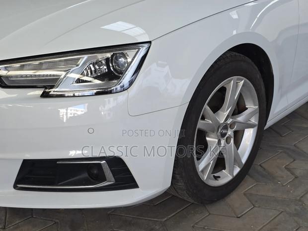 Audi A4 2.0T Premium AWD quattro 2019 White