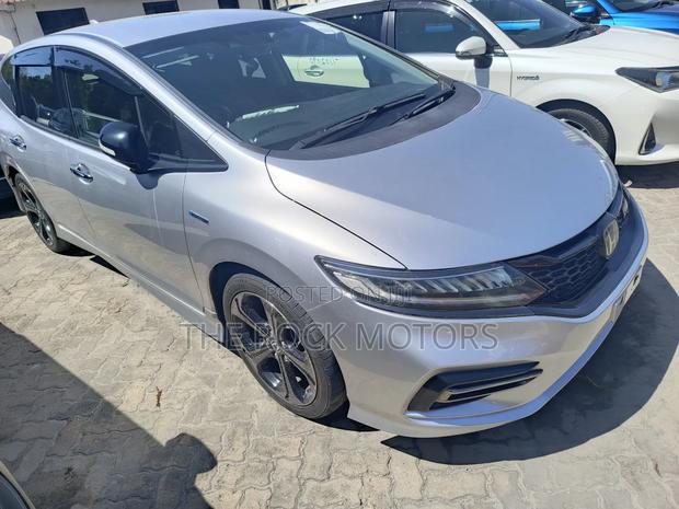 Honda Jade 2019 Silver