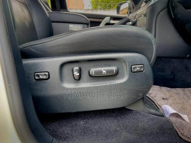 Toyota Land Cruiser 4.6 V8 ZX 2017 White