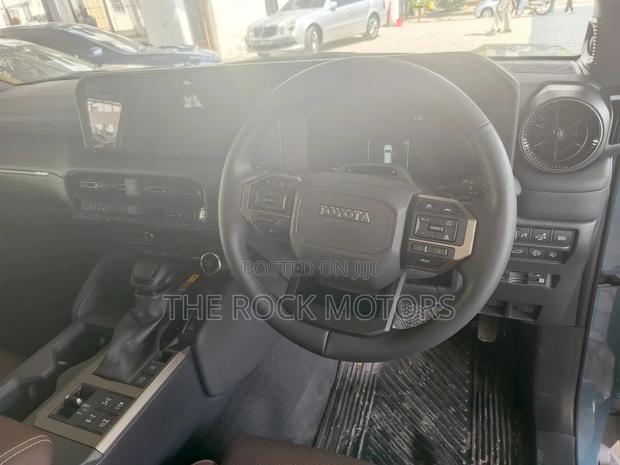 Toyota Land Cruiser Prado 2020 Blue