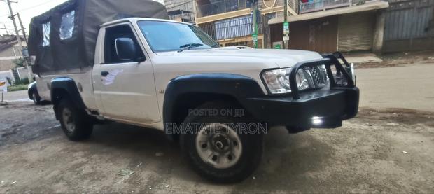 Nissan Patrol 2016 White