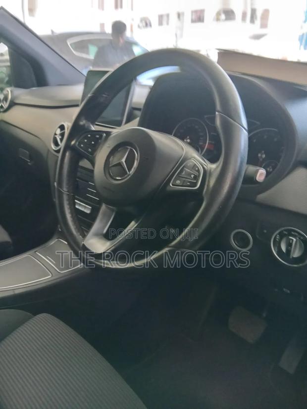 Mercedes-Benz B-Class B180 Petrol 2018 White