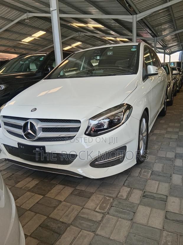 Mercedes-Benz B-Class B180 Petrol 2018 White