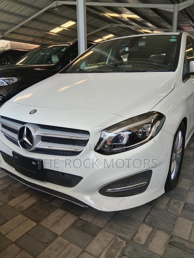Mercedes-Benz B-Class B180 Petrol 2018 White