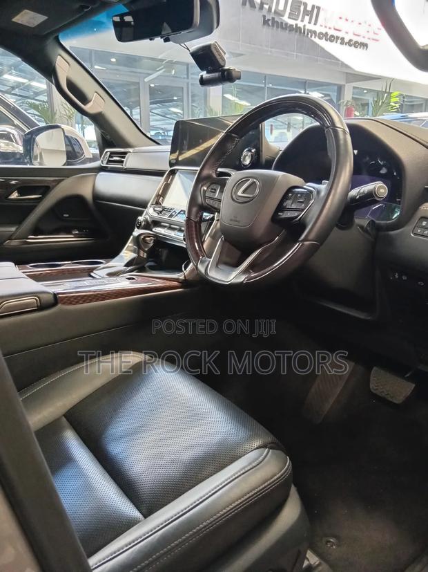 Lexus LX LX 600 2023 Black