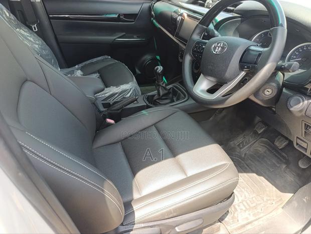 Toyota Hilux Revo Double Cab Deisel 2.8 AWD 2019 White