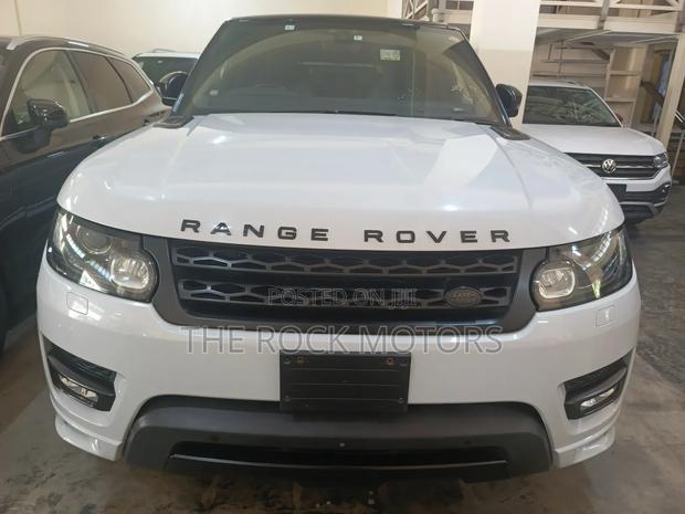 Land Rover Discovery Sport 2020 White