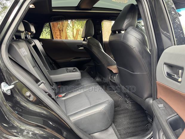 Toyota Harrier 2.0 2020 Black