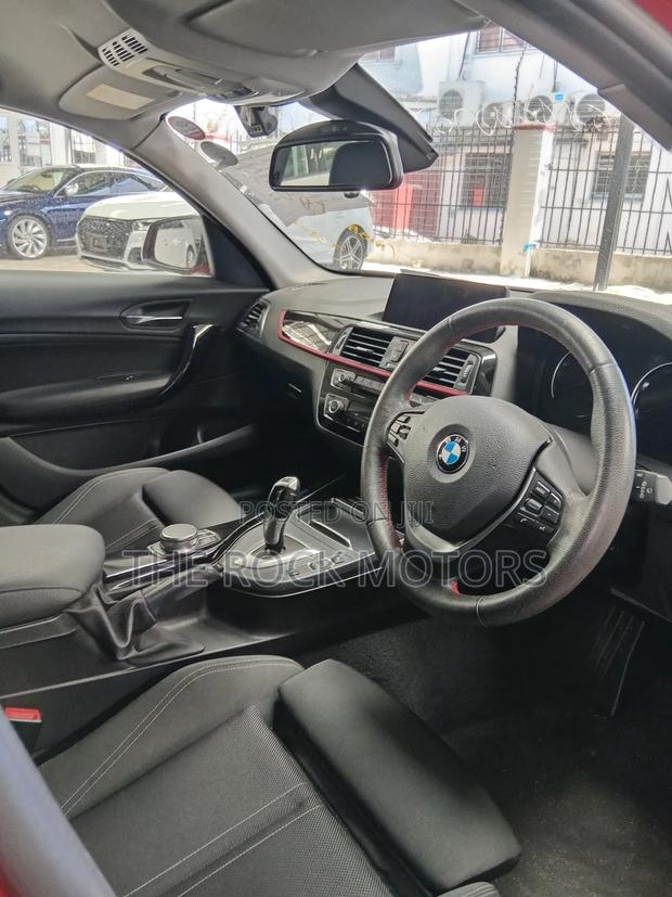 BMW 118i 2018 Red