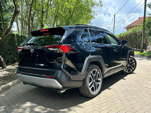 Toyota RAV4 Adventure 2019 Black