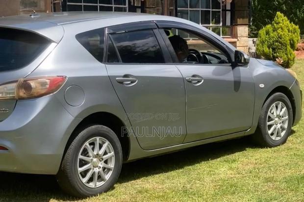 Mazda Demio 2010 Silver