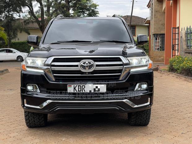 Toyota Land Cruiser 4.6 V8 ZX 2011 Black
