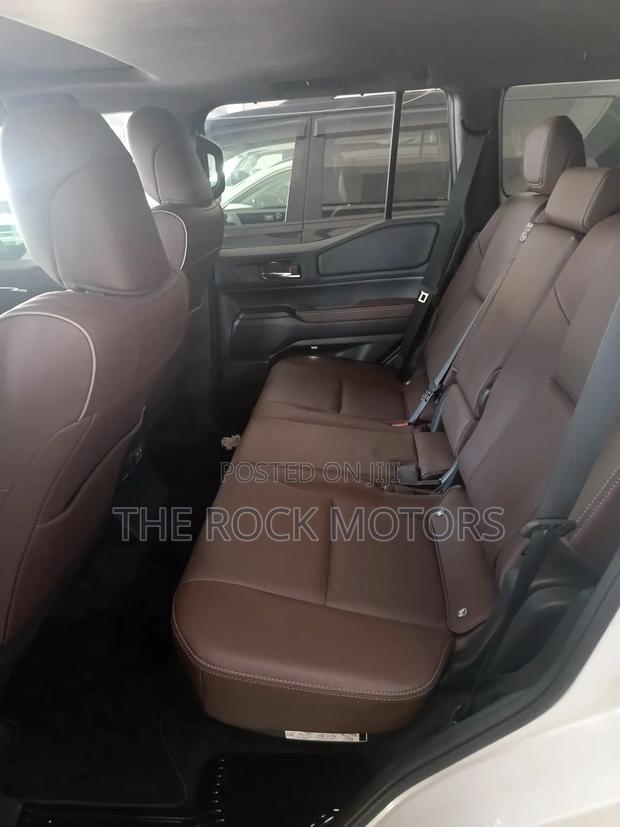 Toyota Land Cruiser Prado 2020 White