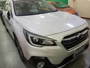Subaru Outback 2018 White for sale