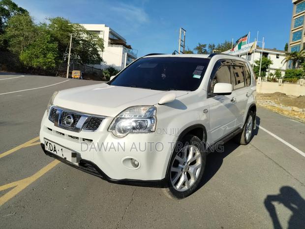 Nissan X-Trail 2013 White